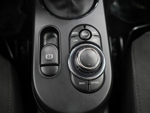 Used 2024 MINI Cooper SE FWD image 22