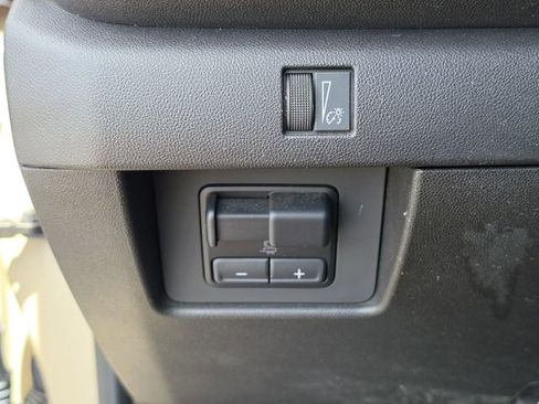 Used 2023 Chevrolet Colorado Trail Boss w/ Advanced Trailering Package AWD/4WD image 29
