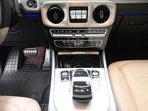 Used 2021 Mercedes-Benz G 550 image 13
