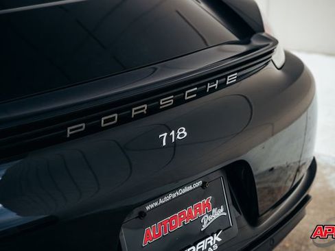 Used 2017 Porsche 718 Cayman image 32