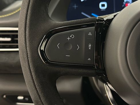Used 2025 Lotus Emira RWD image 19