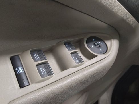 Used 2014 Ford Escape Titanium FWD image 27