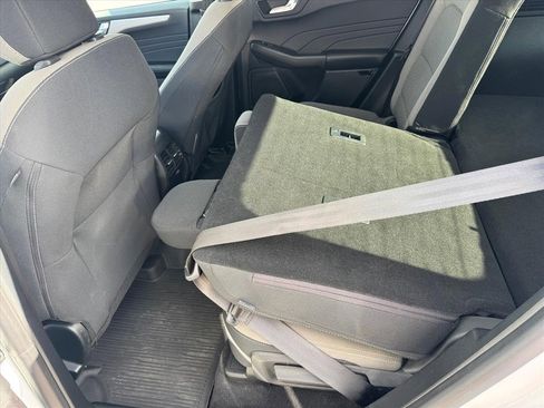 Used 2021 Ford Escape SE image 10