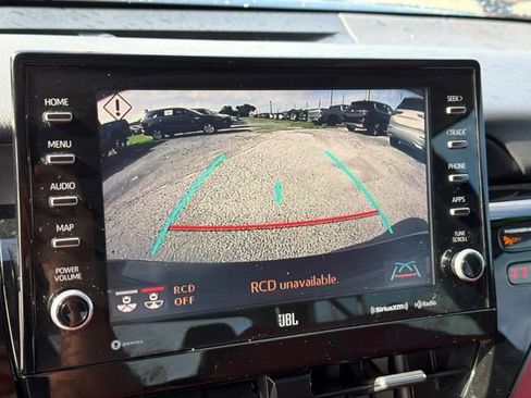 Used 2022 Toyota Camry XSE FWD image 27