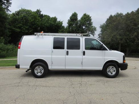 Used 2014 Chevrolet Express 2500 RWD image 5