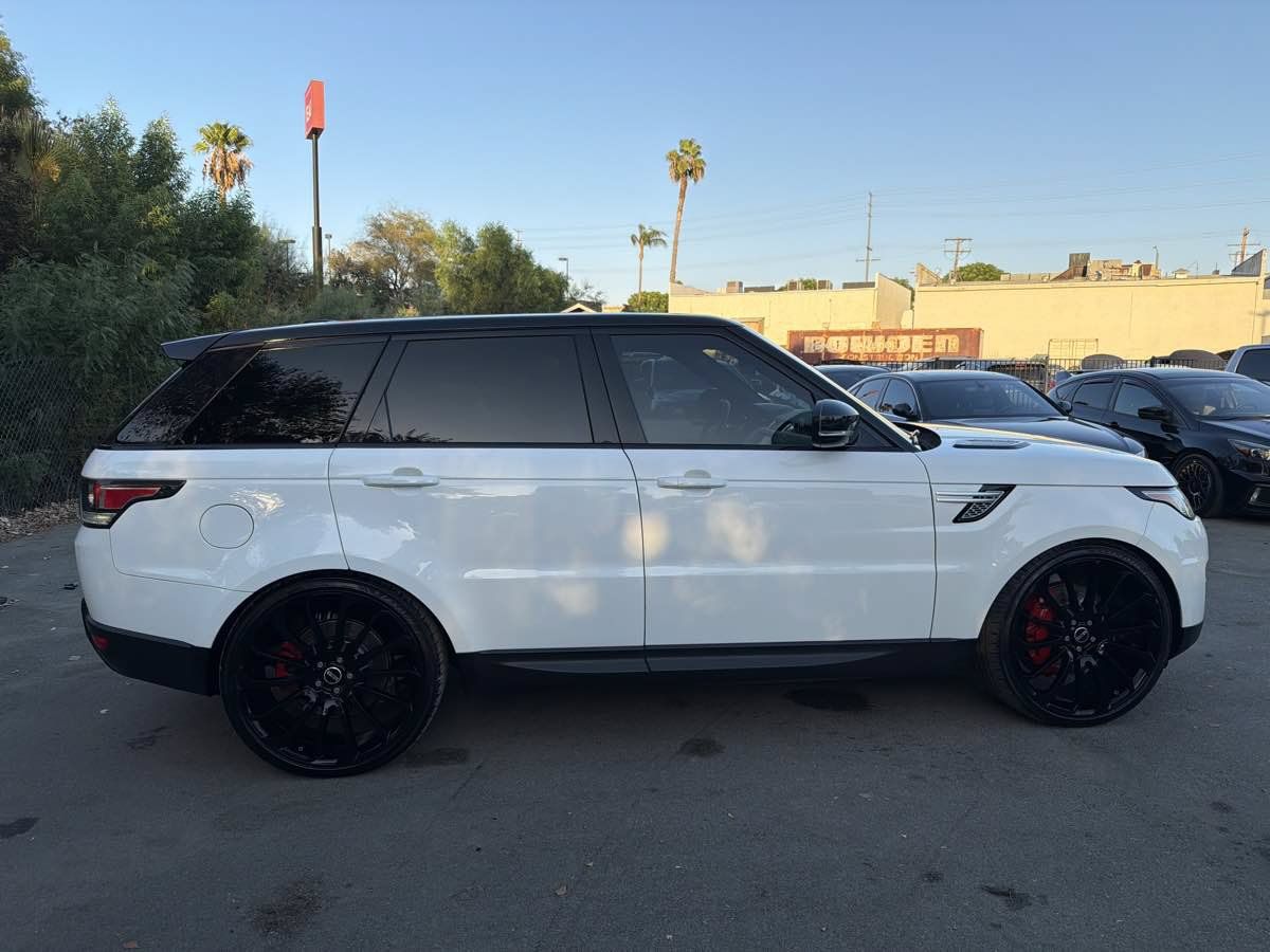 Used 2014 Land Rover Range Rover Sport Supercharged AWD/4WD image 8