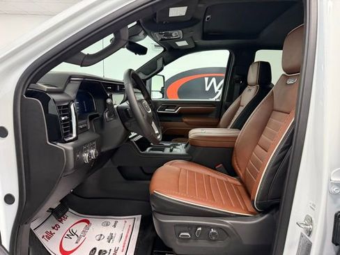 New 2026 GMC Sierra 2500 Denali Ultimate image 9