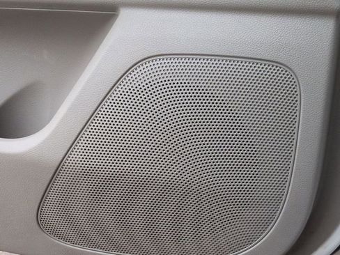 Used 2018 Kia Sportage LX image 16