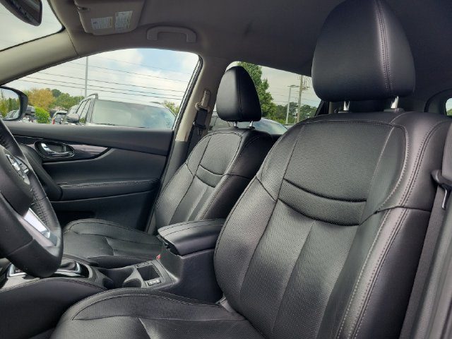 Used 2019 Nissan Rogue SL FWD image 13