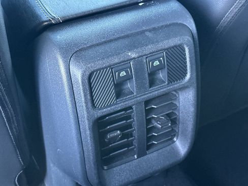 Used 2025 Ford Bronco Outer Banks image 14