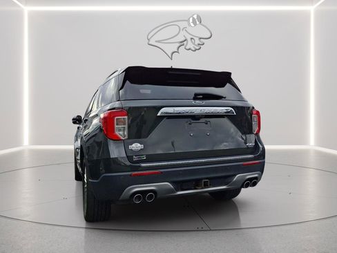 Certified 2021 Ford Explorer King Ranch w/ Premium Technology Package image 3