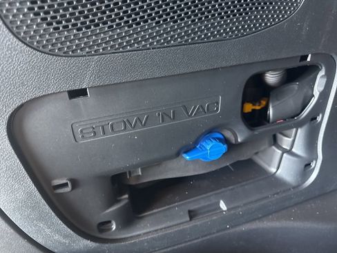 New 2026 Chrysler Pacifica Pinnacle AWD/4WD image 45