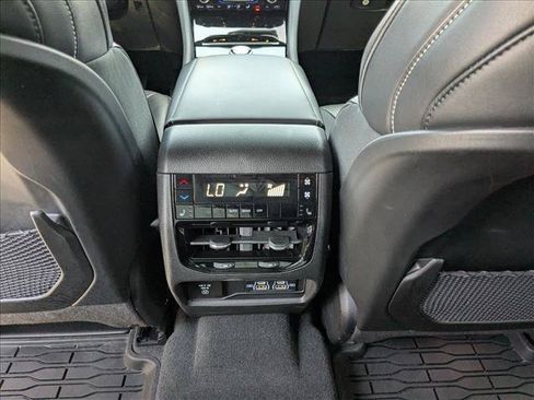Used 2021 Jeep Grand Cherokee L Overland w/ Quick Order Package 25N AWD/4WD image 19
