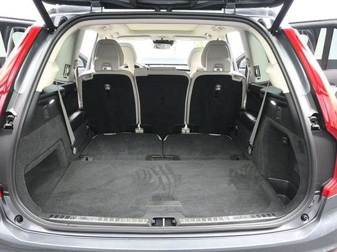 Used 2020 Volvo XC90 T6 Momentum w/ Protection Package image 23