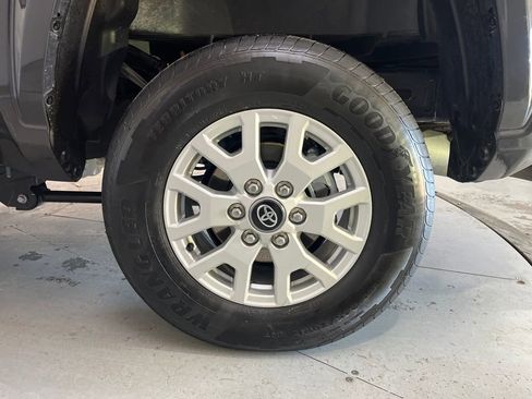 Used 2025 Toyota Tacoma SR5 image 14