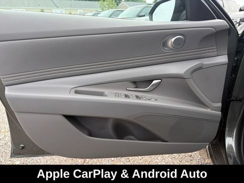 Used 2026 Hyundai Elantra Sport FWD image 12