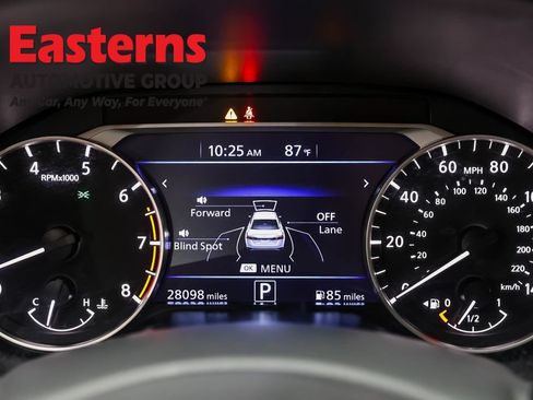 Used 2024 Nissan Altima 2.5 SV FWD image 18