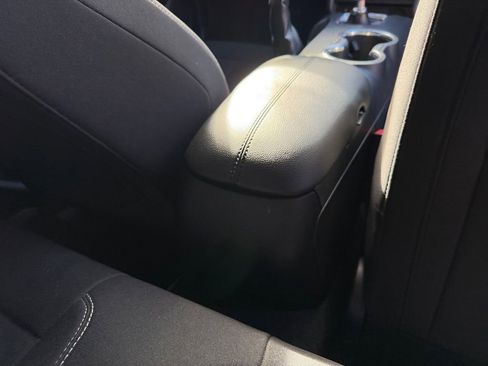 Used 2022 Ford Mustang GT w/ Equipment Group 301A image 28