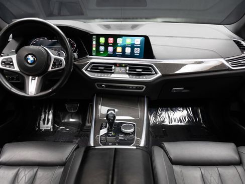 Used 2021 BMW X5 M50i image 64