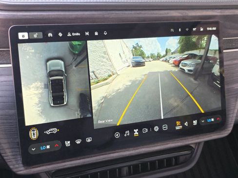 Used 2023 Rivian R1S Adventure AWD/4WD image 20