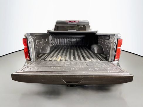 Used 2025 Chevrolet Silverado 2500 LTZ w/ LTZ Premium Package AWD/4WD image 27