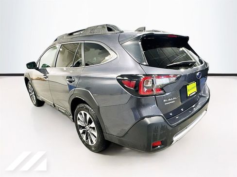 Certified 2025 Subaru Outback Limited AWD/4WD image 7