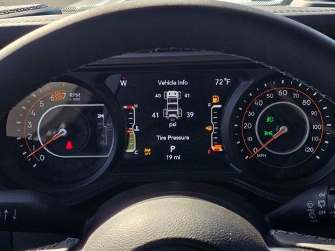 New 2026 Jeep Wrangler Unlimited Rubicon image 33