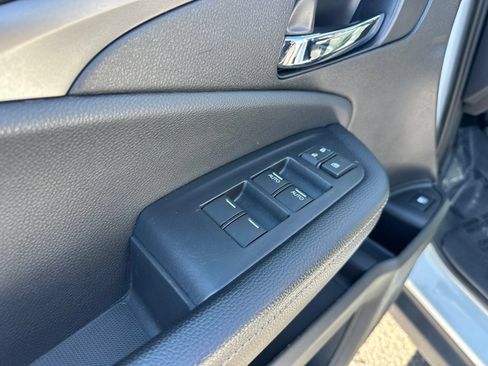 Used 2019 Honda Ridgeline RTL image 18