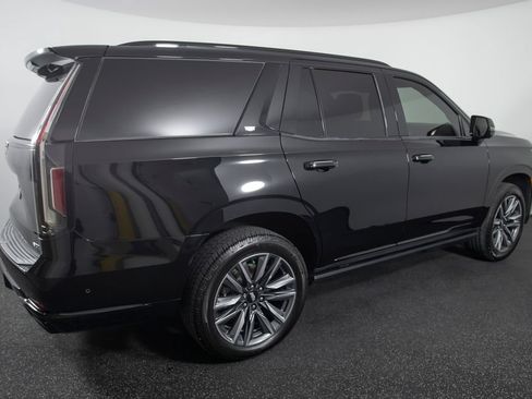 Used 2022 Cadillac Escalade Sport Platinum w/ Heavy-Duty Trailer Package AWD/4WD image 18