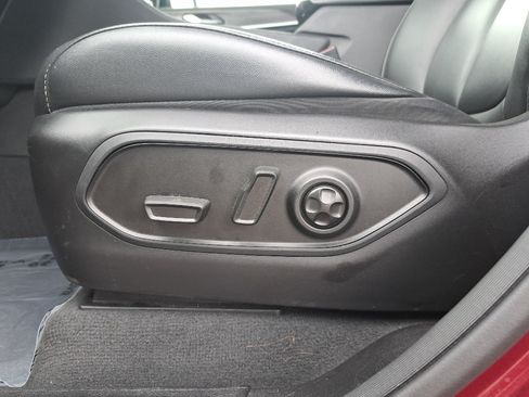 Certified 2024 Jeep Grand Cherokee Limited AWD/4WD image 29