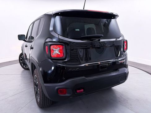 Used 2023 Jeep Renegade Trailhawk AWD/4WD image 4