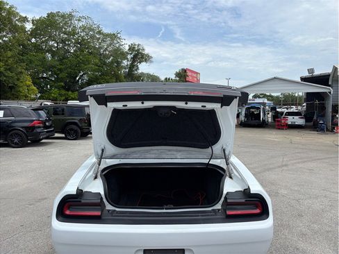 Used 2020 Dodge Challenger R/T Scat Pack w/ Plus Package RWD image 41