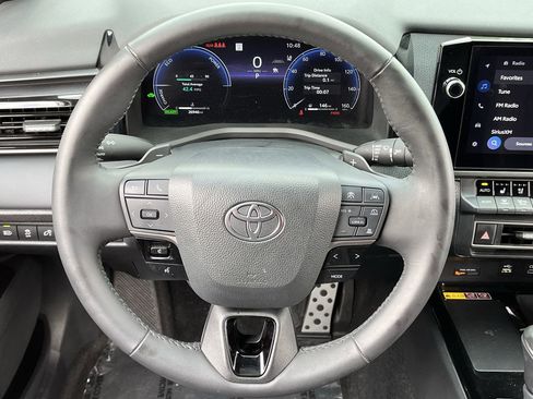 Used 2025 Toyota Camry XSE w/ Premium Package FWD image 10