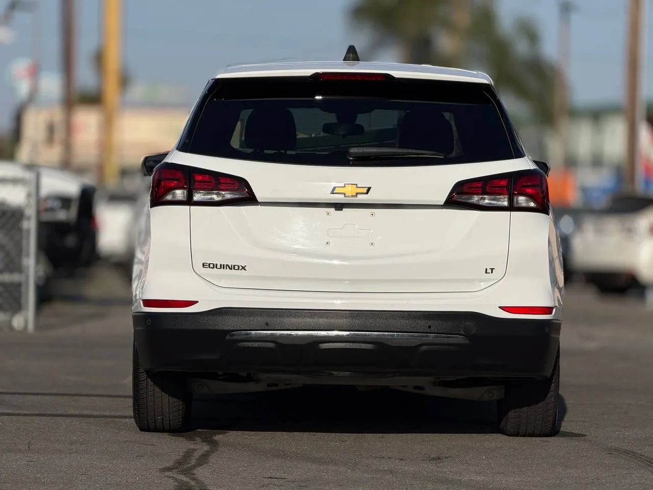 Used 2023 Chevrolet Equinox LT FWD image 12