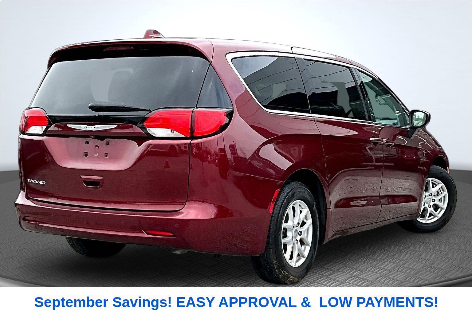 Used 2020 Chrysler Voyager LX FWD image 7
