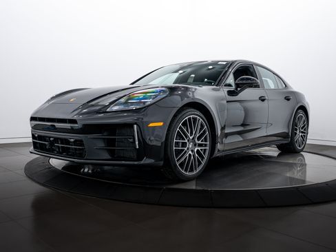 New 2026 Porsche Panamera 4 image 1