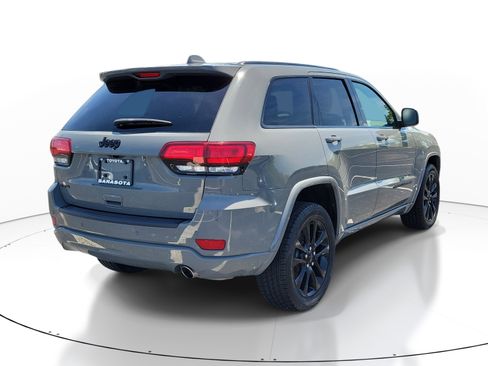 Used 2021 Jeep Grand Cherokee Laredo X AWD/4WD image 6