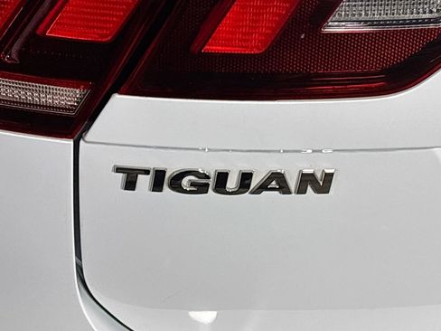 Used 2019 Volkswagen Tiguan SE AWD/4WD image 23