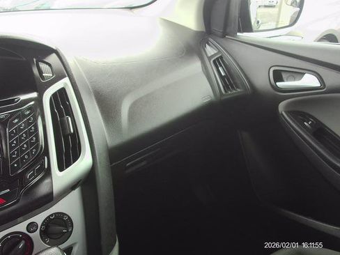Used 2013 Ford Focus SE image 11