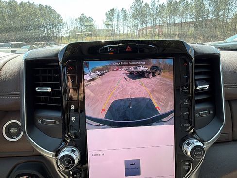 New 2026 RAM 1500 Laramie AWD/4WD image 28