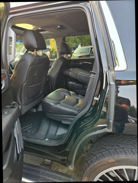 Used 2019 Cadillac Escalade Premium Luxury AWD/4WD image 63