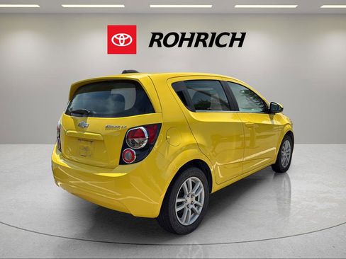 Used 2016 Chevrolet Sonic LT w/ LT Promotional Package FWD image 6