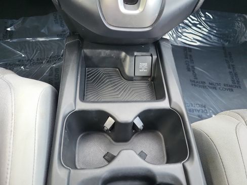 Certified 2017 Honda CR-V LX image 30