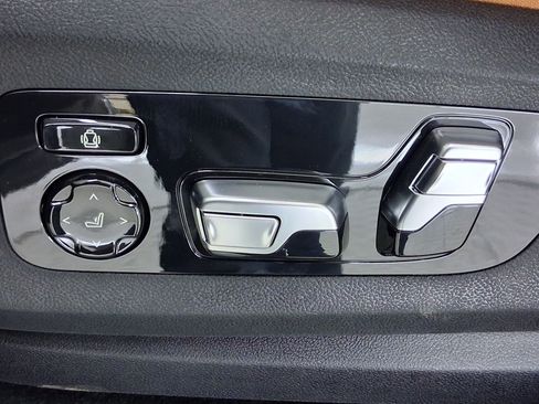 New 2026 BMW X7 xDrive40i w/ M Sport Package image 13