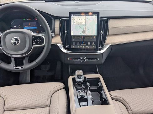 New 2026 Volvo XC90 T8 Ultra w/ Protection Package Premier image 22