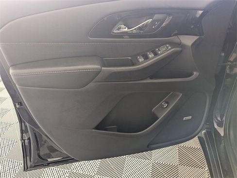 Certified 2023 Chevrolet Traverse RS w/ LPO, Floor Liner Package image 10