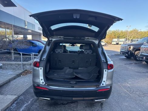 Used 2024 Buick Enclave Essence w/ Experience Buick Package image 29