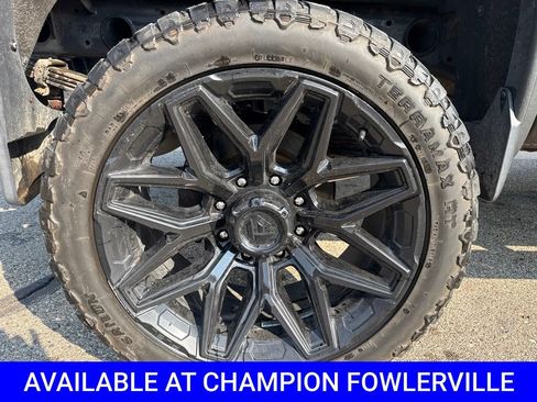 Used 2016 GMC Sierra 2500 Denali w/ Duramax Plus Package AWD/4WD image 10