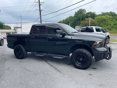 Used 2016 RAM 1500 Big Horn AWD/4WD image 11