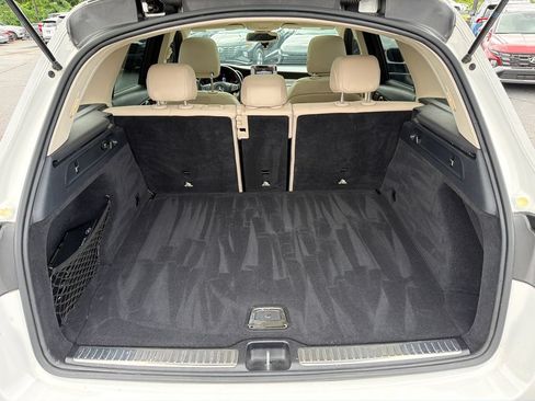 Used 2019 Mercedes-Benz GLC 300 image 18